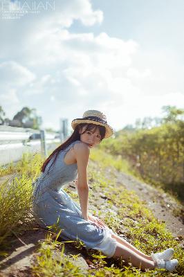 小荡货奶真大水多好紧视频