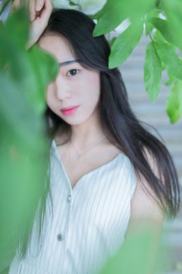 美丽小蜜桃