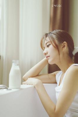 外回り中に突然の大雨一雨宿