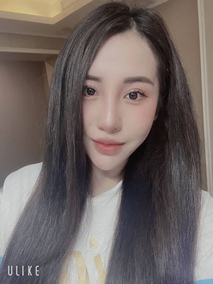 美丽小蜜桃